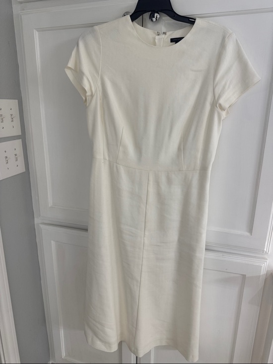 Ann Taylor Dresses & Skirts - Ann Taylor Cream Short-Sleeve Midi Dress